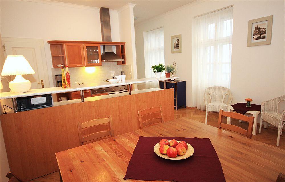 Leo Apartments Old Town Prague Exterior photo