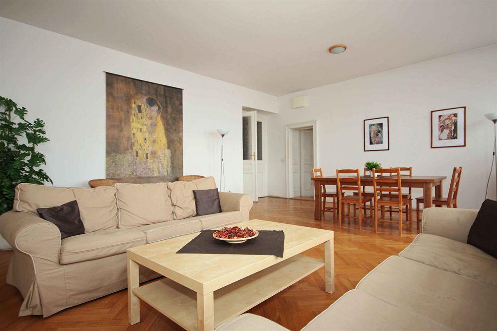 Leo Apartments Old Town Prague Exterior photo