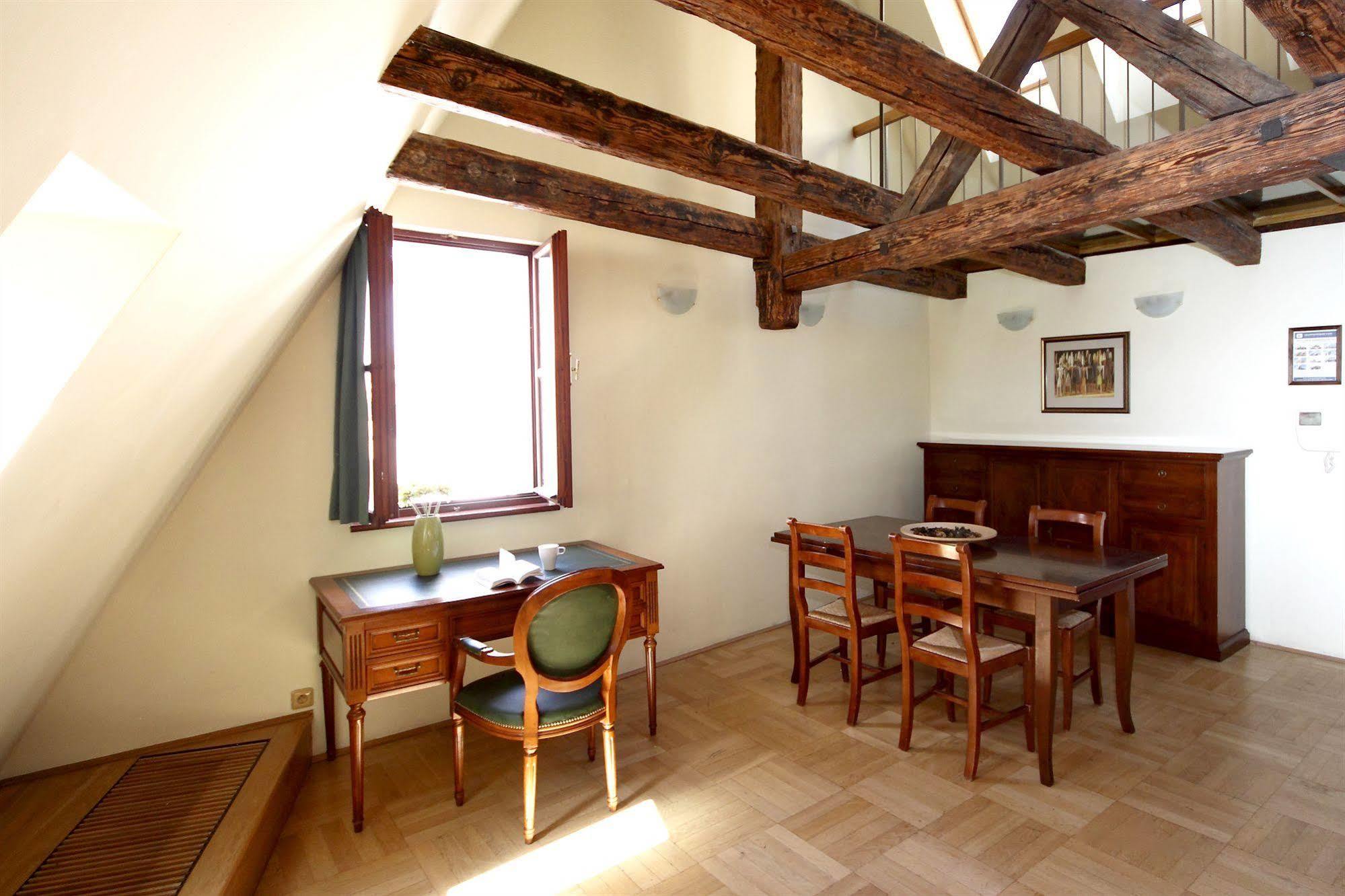 Leo Apartments Old Town Prague Exterior photo